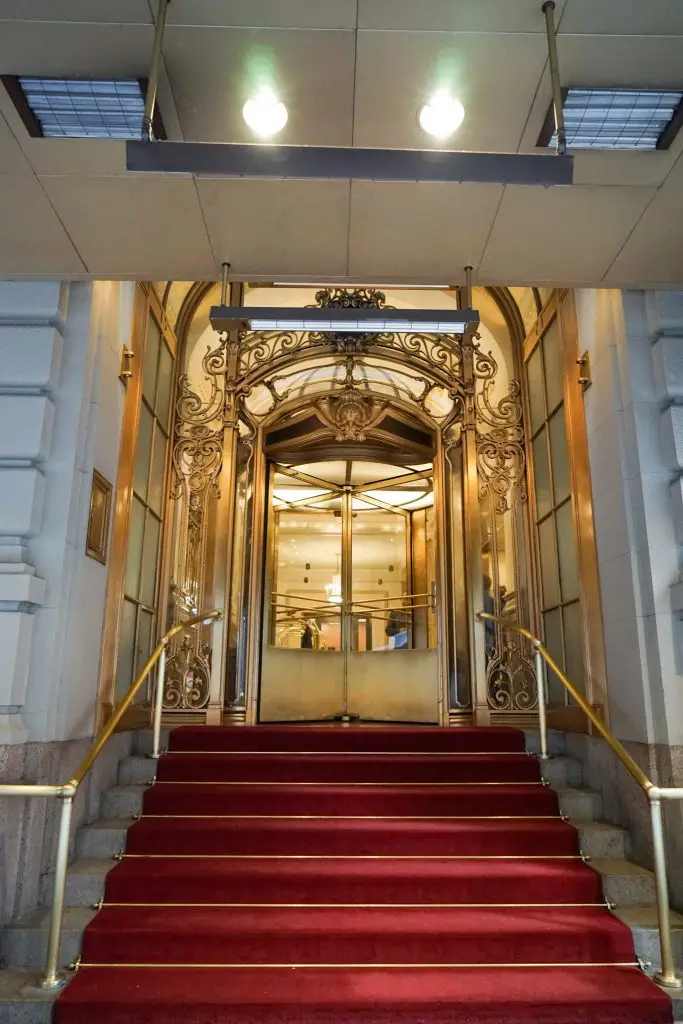 30 Top Luxury Hotels In Manhattan NYC For Your Perfect Stay in Gotham 52 luxury hotel manhatten | luxury hotels in manhattan | 5 star manhattan hotels | 5 star hotels in manhattan new york | best hotels in midtown nyc | five star hotels in manhattan