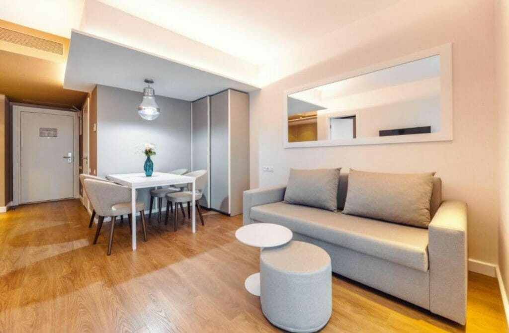 Alliance Palace Batumi - Best Hotels In Batumi