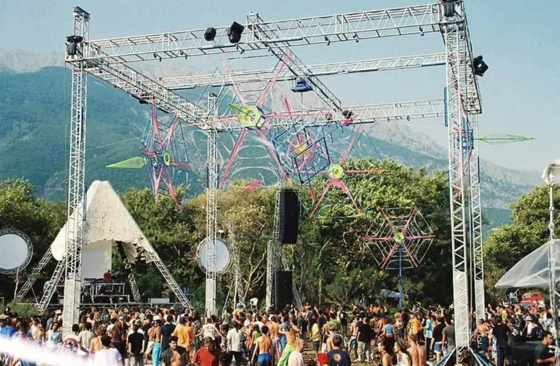 9 Best Music Festivals In Greece: Unforgettable Events To Get Your Groove On! 30 Free Earth Festival - Best Music Festivals in Greece