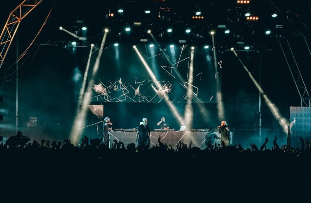 10 Best Music Festivals In Lisbon: A Tuneful Trip To Portugal's Party Paradise 25 Sumol Summer Fest - Best Music Festivals in Lisbon