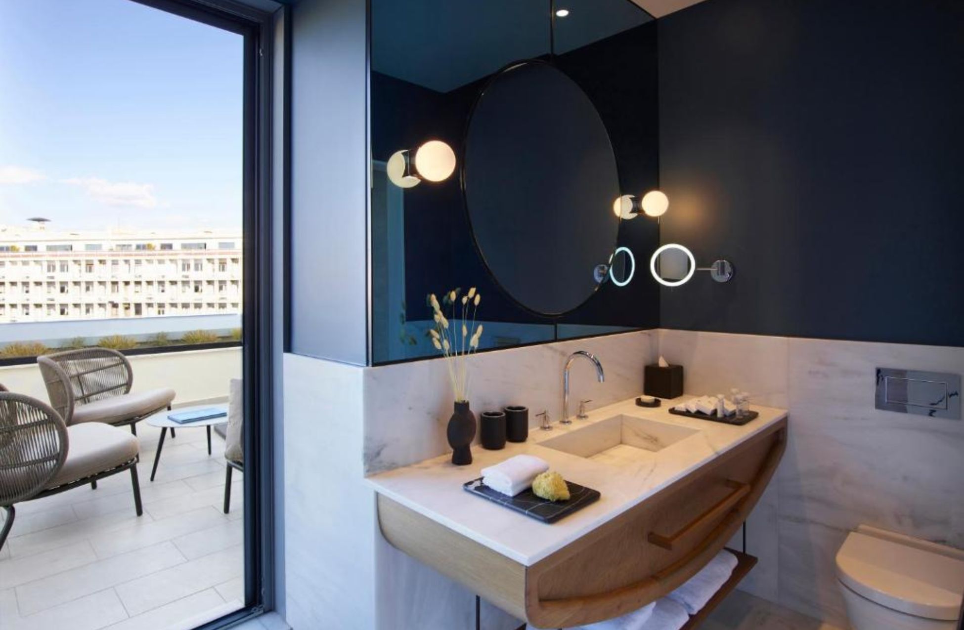 Xenodocheio Milos Estiatorio - Best Hotels In Athens